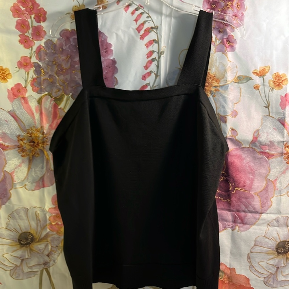 Black knit tank with thin straps/size 2X